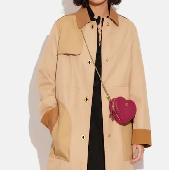 COACH RED HEART CROSSBODY 14 MINI PURSE❗️WITH VIDEO❗️BESTSELLER❗️❤️ - Picture 4 of 9